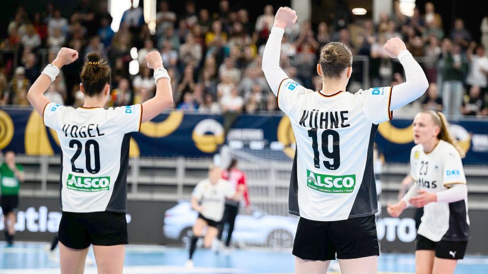 Die deutschen Handballerinnen haben mit einem Sieg gegen Slowenien vorzeitig das EM-Ticket gelöst. Foto: Marco Wolf