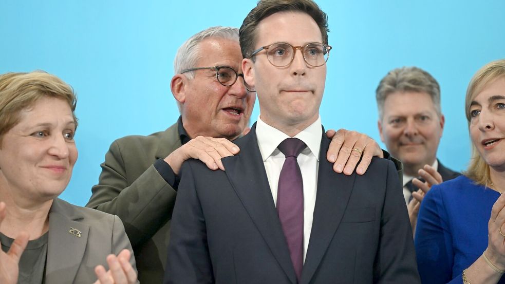 Die CDU mit Spitzenmann Manuel Hagel gewann hinzu, lag laut Hochrechnungen aber knapp hinter den Grünen. Foto: Marijan Murat