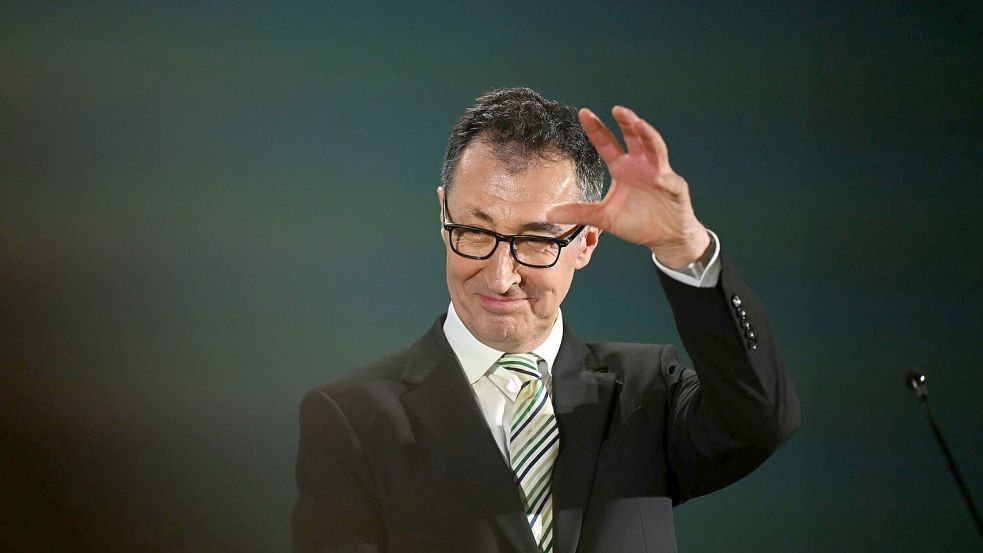 Holte auf den letzten Metern noch auf: Cem Özdemir wird wohl der nächste Ministerpräsident in Baden-Württemberg. Foto: Bernd Weißbrod