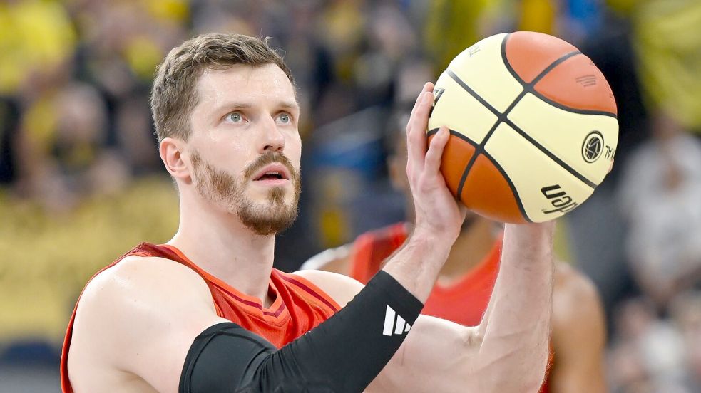 Bleibt bei den Bayern-Basketballern: Welt- und Europameister Andreas Obst. (Archivbild) Foto: Sven Hoppe