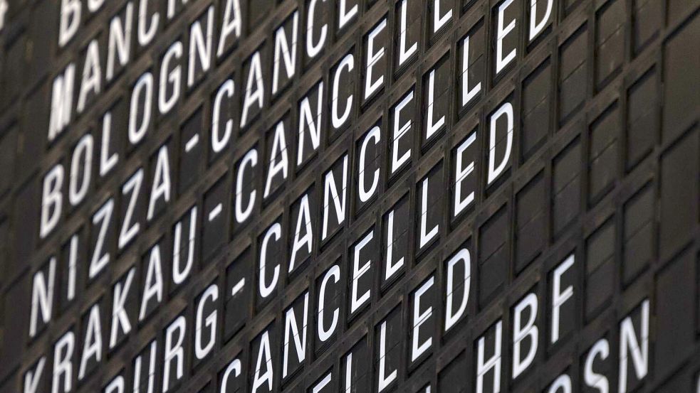 Am Frankfurter Flughafen wurden 400 Starts und Landungen gestrichen. Foto: Florian Wiegand