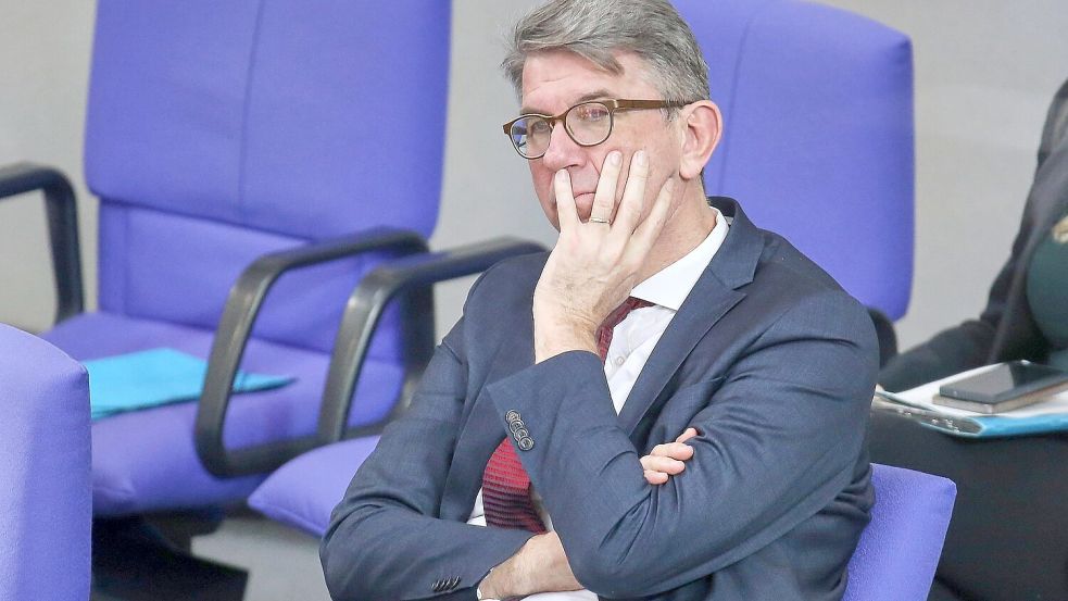 Wirkt im Streit um die Auszeichnung von Buchhandlungen reichlich ungeschickt: Kulturstaatsminister Wolfram Weimer. Foto: IMAGO/dts Nachrichtenagentur