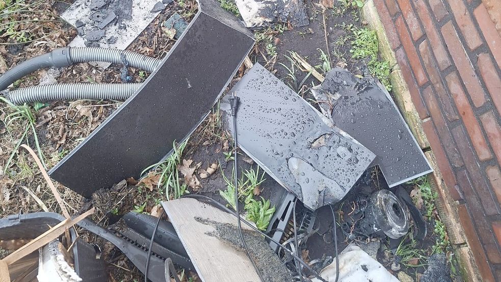 In Idafehn brannte ein Staubsauger. Foto: Marcel Schwarte/Feuerwehr