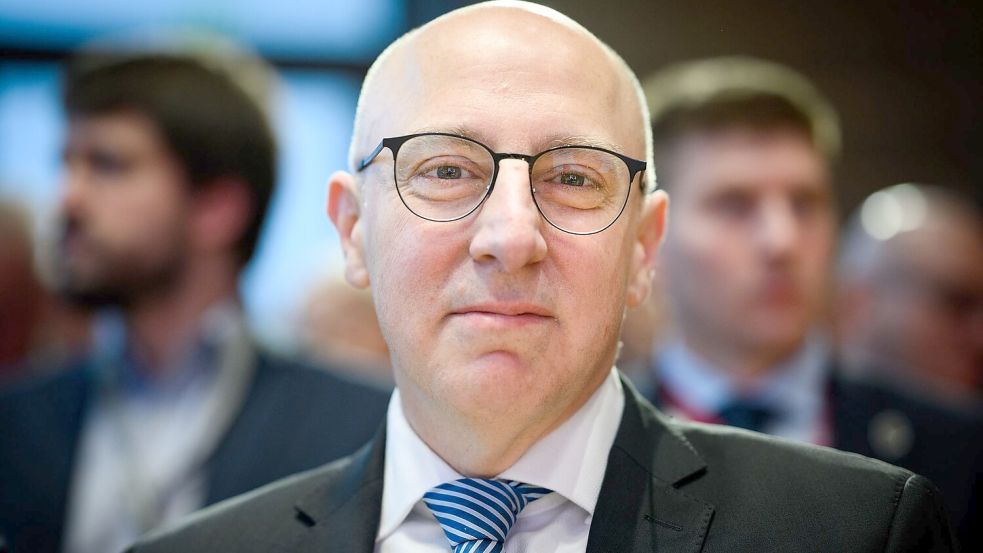 Sinan Selen ist seit Oktober Präsident des Bundesamtes für Verfassungsschutz, dessen Vizepräsident er zuvor mehr als sechs Jahre lang war. (Archivbild) Foto: Bernd von Jutrczenka/dpa