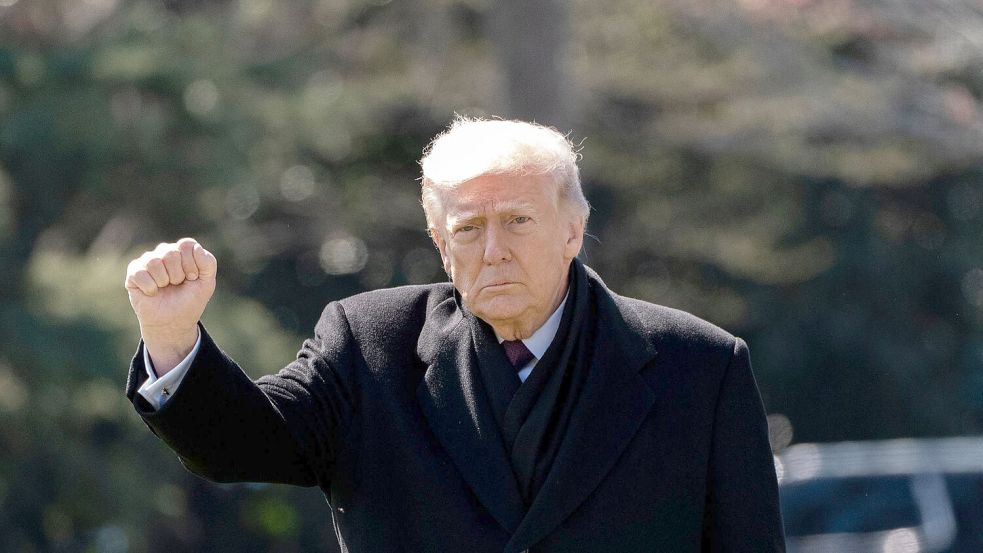 Trump droht dem Iran mit massiven Bombardierungen eines wichtigen Gasfelds. Foto: Alex Brandon/AP/dpa