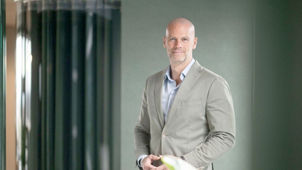 EY-Experte Constantin Gall: Der Druck auf den Autostandort Deutschland wird weiter steigen. (Archivbild) Foto: Marijan Murat