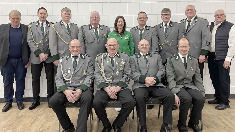 Mehrere Schützenmitglieder wurden für ihre langjährige Treue geehrt.