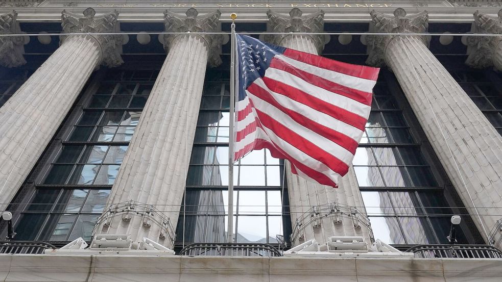 Die Börsen in New York stehen unter Druck (Archivbild) Foto: Seth Wenig/AP/dpa