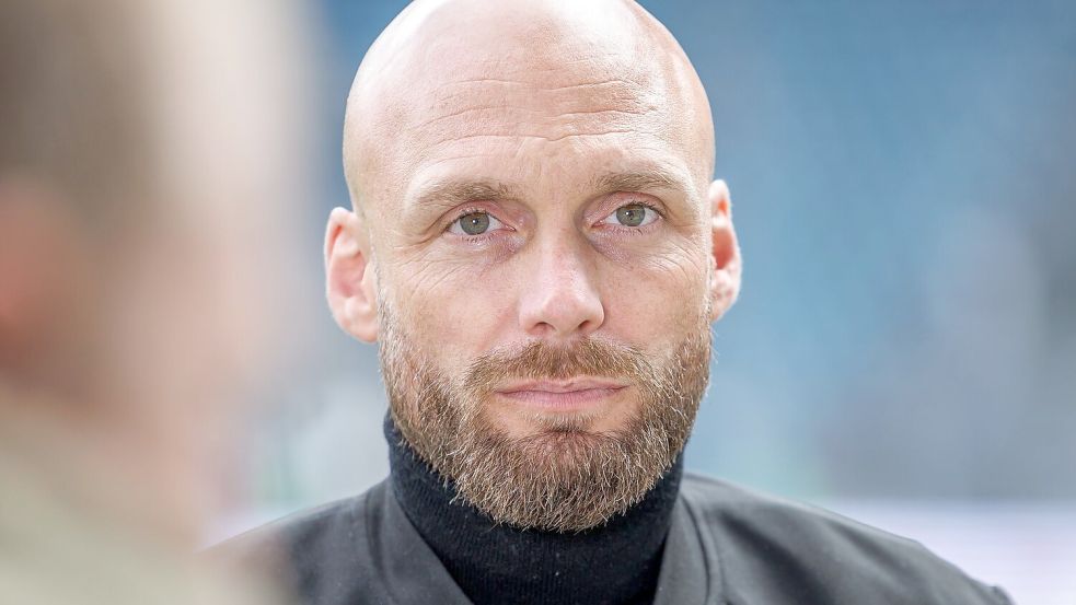 Nils-Ole Book erhält als Nachfolger von Sebastian Kehl einen Vertrag bis 2029 in Dortmund (Archivbild). Foto: Andreas Gora