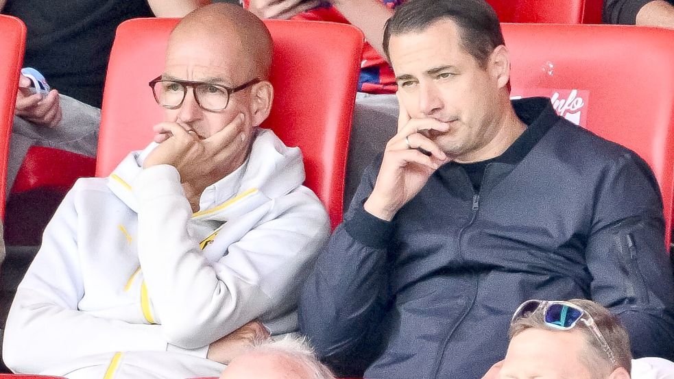 Carsten Cramer und Lars Ricken wollen Borussia Dortmund wieder titelreif machen (Archivbild). Foto: Harry Langer