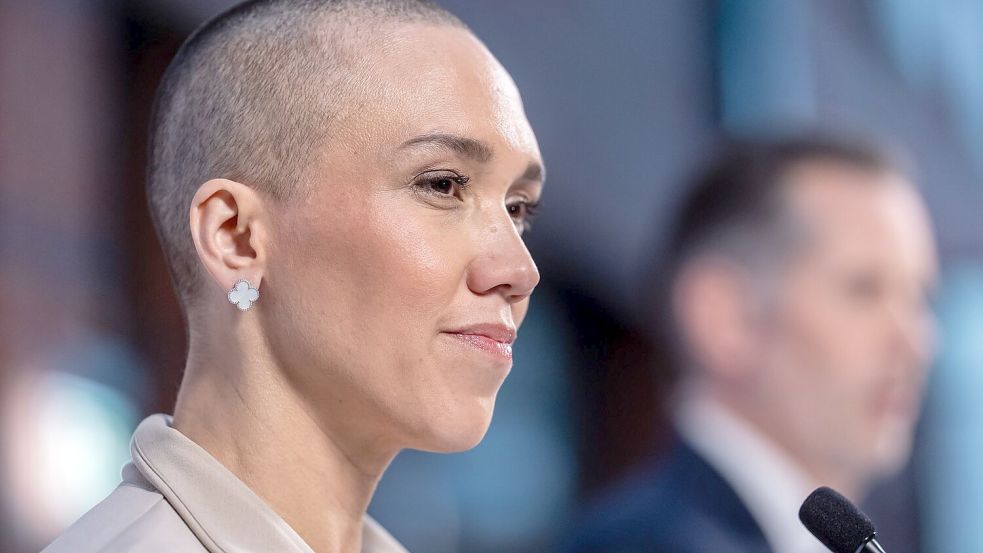 FDP-Chef Dürr will im Fall seiner Wiederwahl im Mai an Generalsekretärin Büttner festhalten. Foto: Michael Kappeler/dpa