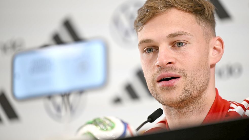 DFB-Kapitän Kimmich spricht bei der DFB-Pressekonferenz. Foto: Federico Gambarini/dpa