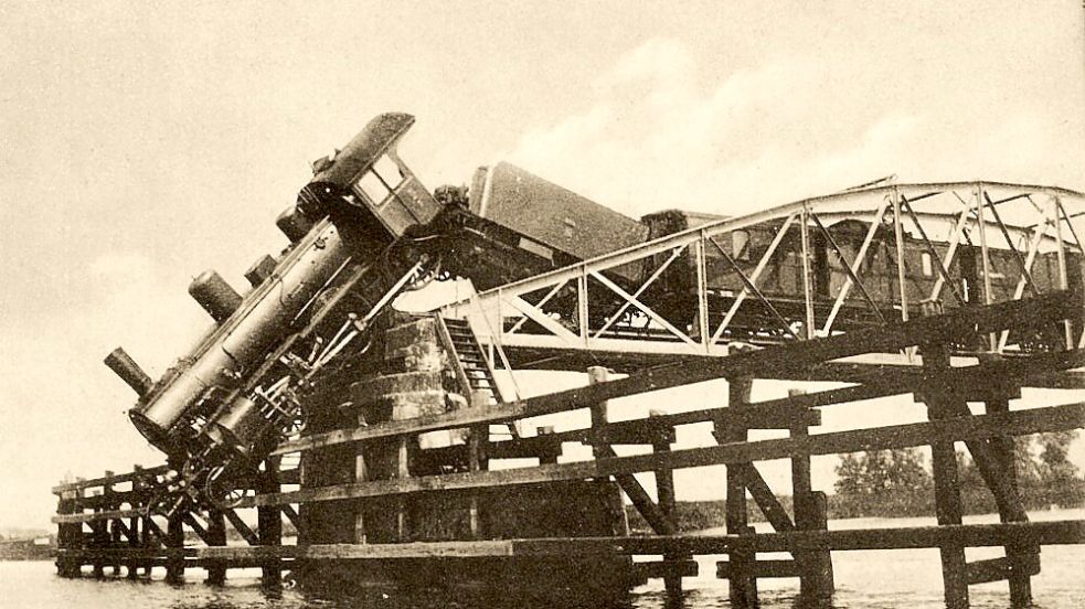 Das Foto zeigt den Unfall aus dem Jahr 1913. Foto: Sammlung Pille