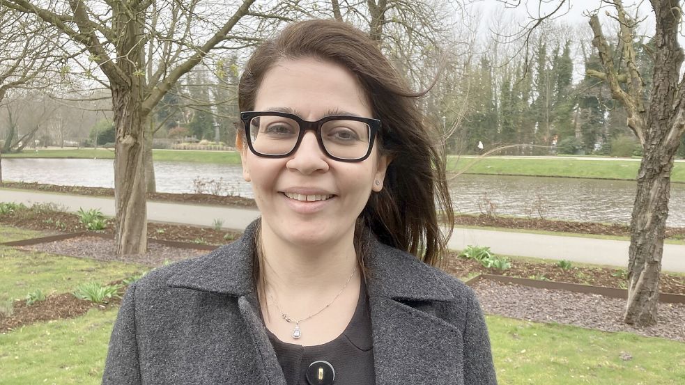 Startklar für den Sprung in die Selbstständigkeit: Frauenärztin Dr. Rood Jbara eröffnet in Papenburg eine eigene Praxis. Foto: Gerd Schade