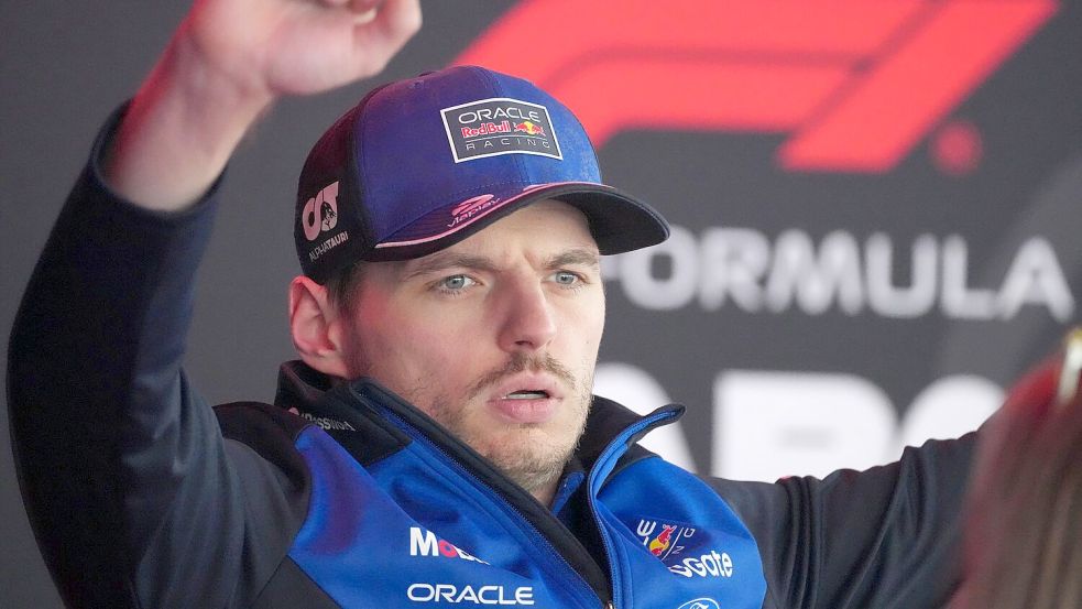 Bei einer Medienrunde in Japan forderte Verstappen einen Reporter zum Gehen auf. Foto: Eugene Hoshiko/AP/dpa