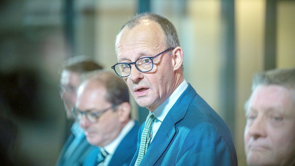 Aussagen von Kanzler Friedrich Merz über Gewalt im Zusammenhang mit Zugewanderten sorgten erneut für Kritik. Foto: Michael Kappeler/dpa