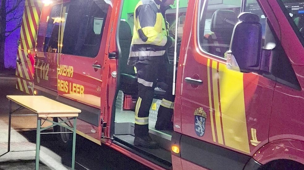 Auch der der Gefahrgutzug der Kreisfeuerwehr Leer war im Einsatz. Foto: R. Iwanoff/Feuerwehr
