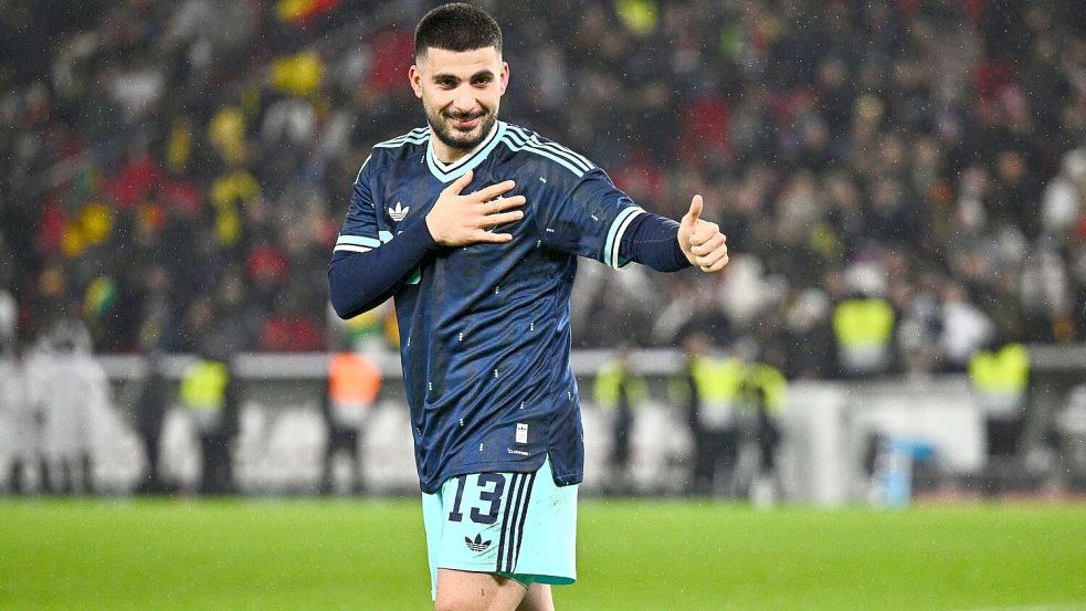 Deniz Undav bejubelt seinen Siegtreffer gegen Ghana. Foto: Tom Weller/dpa