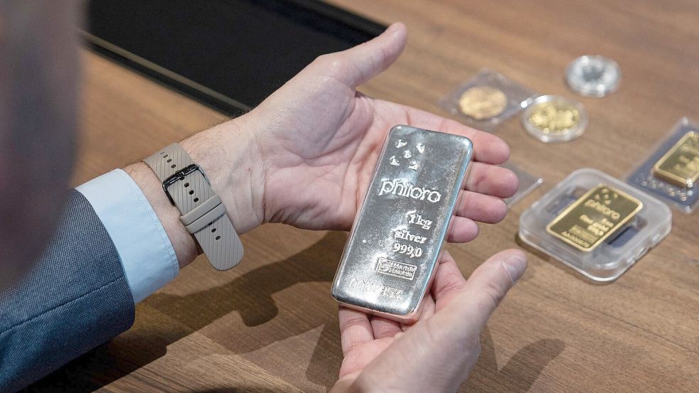 Edelmetalle gelten unter Anlegern als mögliche Absicherung gegen wirtschaftliche und politische Unsicherheiten. (Archivbild) Foto: Hannes P Albert