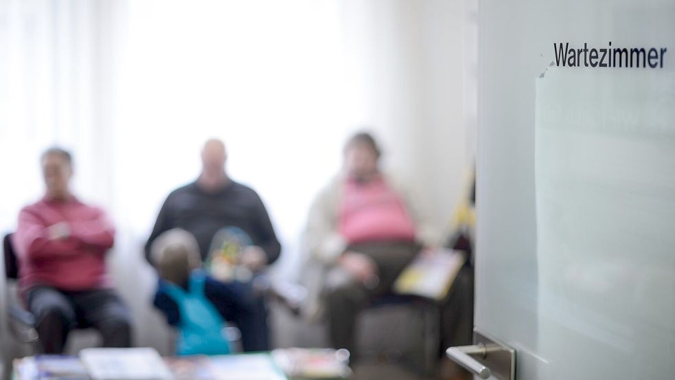 Die Kassenärztliche Bundesvereinigung (KBV) warnt davor, dass Millionen Arzttermine wegfallen könnten. (Symbolbild) Foto: Sina Schuldt/dpa