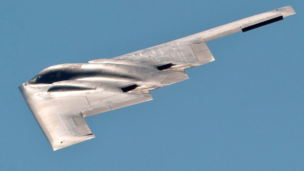 Die USA setzten bei ihren Angriffen gegen den Iran bunkerbrechende Bomben ein Foto: Nathan Gallahan/U.S. Air Force/d