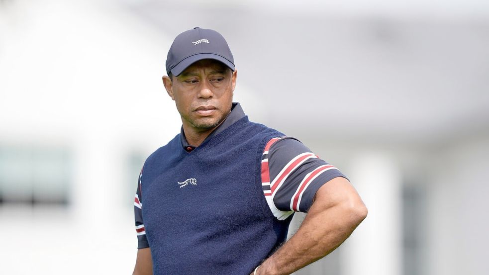 Tiger Woods nimmt nach seinem Unfall eine Auszeit. Foto: Ryan Sun/AP/dpa