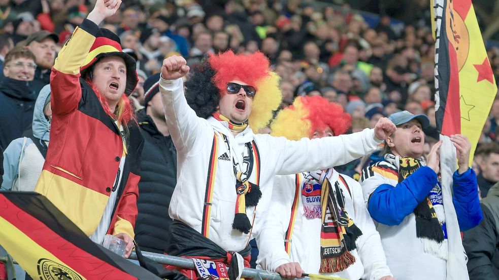 Wer bei der WM im Stadion dabei sein will, muss viel Geld bezahlen. (Archivbild) Foto: Jan Woitas