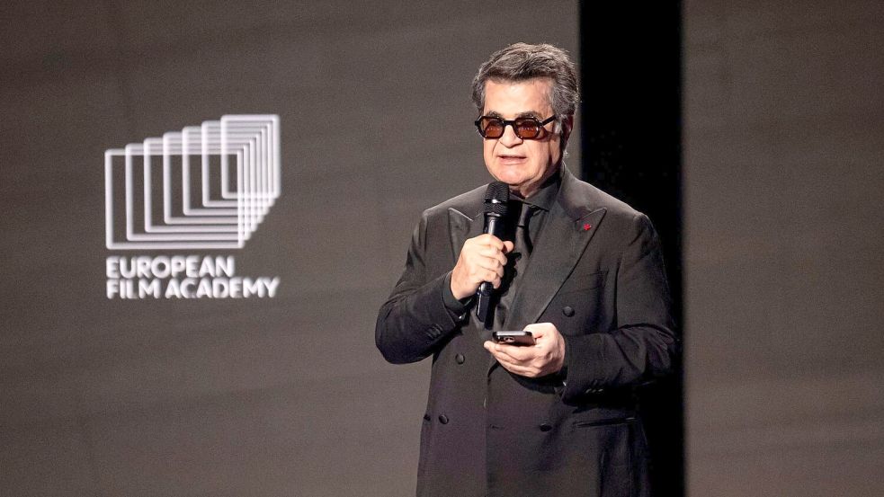 Der iranische Filmemacher Jafar Panahi kehrte trotz einer drohenden Haftstrafe in seine Heimat zurück. (Archivbild) Foto: Fabian Sommer