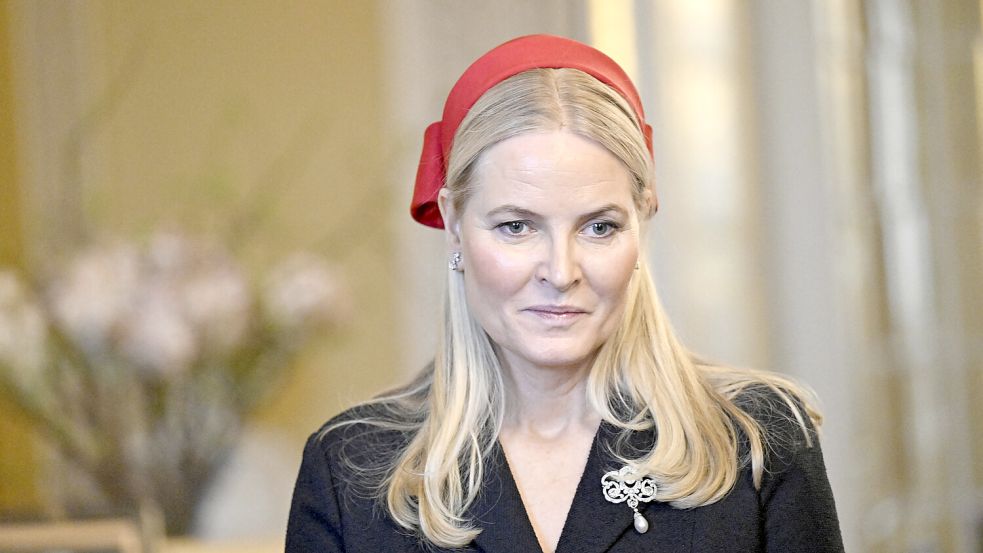 Ihre Freundschaft zum Sexualstraftäter Epstein hat Norwegens Kronprinzessin Mette-Marit in Bedrängnis gebracht. Foto: IMAGO/ABACAPRESS/Polet Olivier ABACA