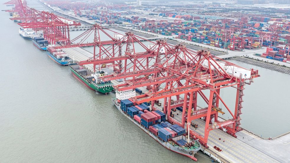 USA erheben neue Zölle. (Archivbild) Foto: Li Bo/XinHua/dpa