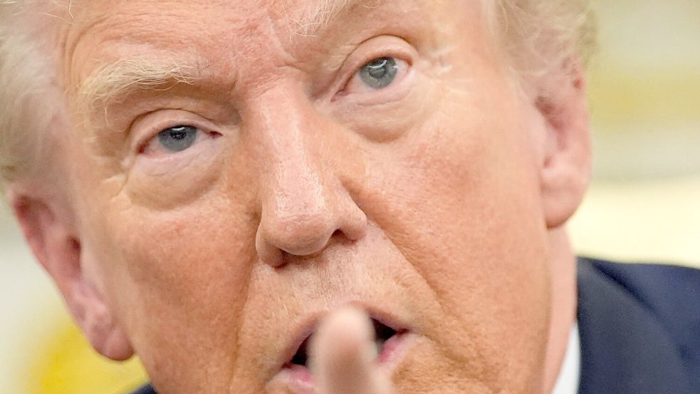 Donald Trump ist erbost darüber, dass Nato-Partner seinen Iran-Krieg nicht stärker unterstützen. Nun will er Konsequenzen prüfen. (Archivbild) Foto: Alex Brandon/AP/dpa