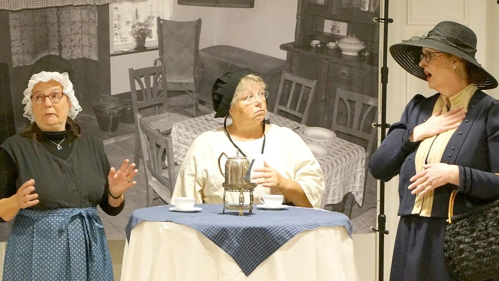 Beim Museumspadd berichten historische Figuren aus ihrem Leben. Foto: Fehn- und Schiffahrtsmuseum