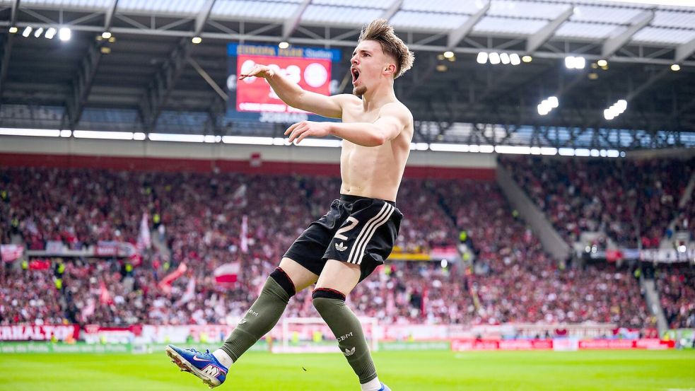 Siegtorschütze in Freiburg: Bayerns Lennart Karl. Foto: Tom Weller