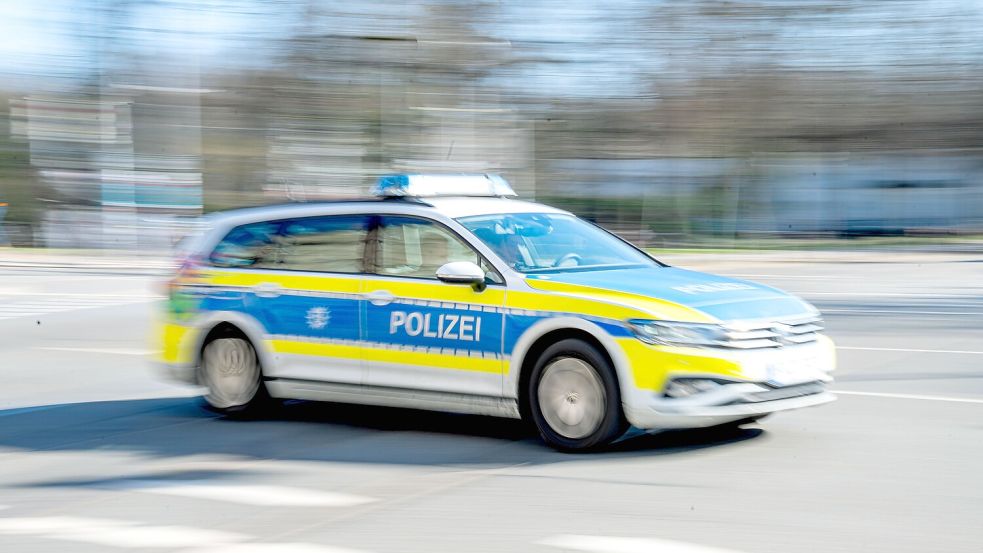 Über die Ostertage hat die Polizei Bremen verstärkt Geschwindigkeits- und Verkehrskontrollen durchgeführt. Foto: Sina Schuldt/dpa