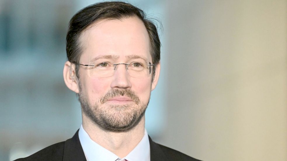 Wiese kritisiert, die Wirtschaftsministerin tue zu wenig. (Archivbild) Foto: Elisa Schu/dpa