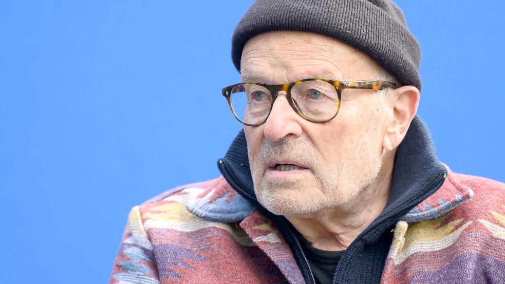 Volker Schlöndorff tritt mit „Heimsuchung“ an. (Archivbild) Foto: Patrick Pleul