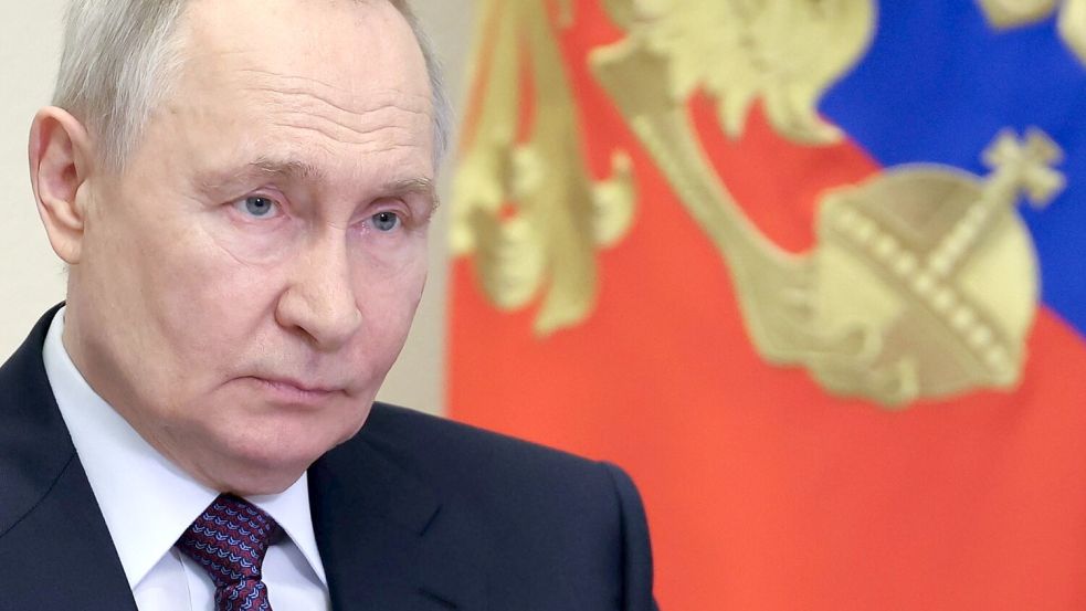 Nach Kremlangaben hat der russische Präsident Wladimir Putin eine Oster-Waffenruhe angekündigt. (Archivbild) Foto: Alexander Kazakov