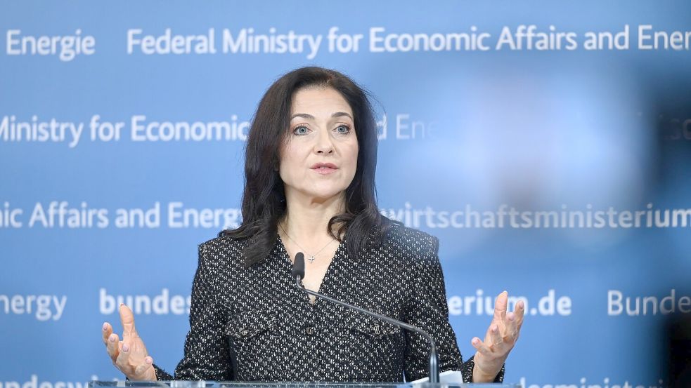 Reiche soll mit Klingbeil Vorschläge für Entlastungen machen. (Archivbild) Foto: Elisa Schu/dpa