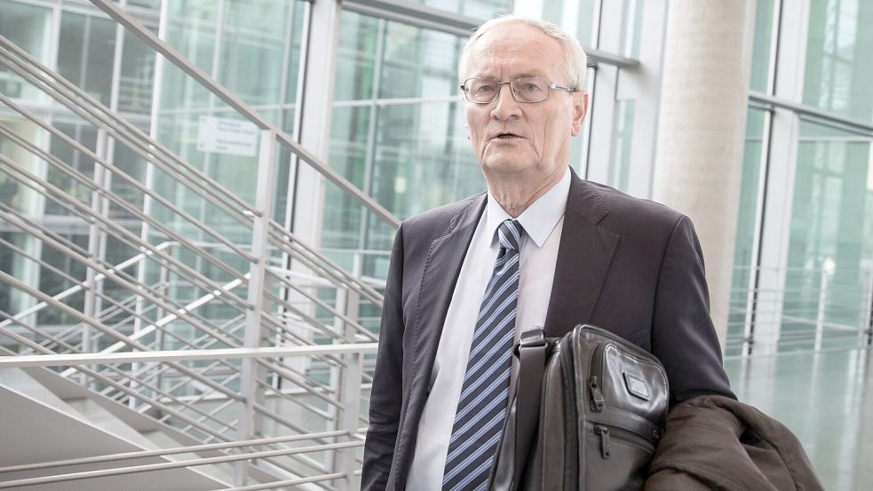 Ex-BND-Präsident August Hanning hat eine Dienstaufsichtsbeschwerde gegen die Hamburger Justiz eingereicht. (Archivbild) Foto: Michael Kappeler