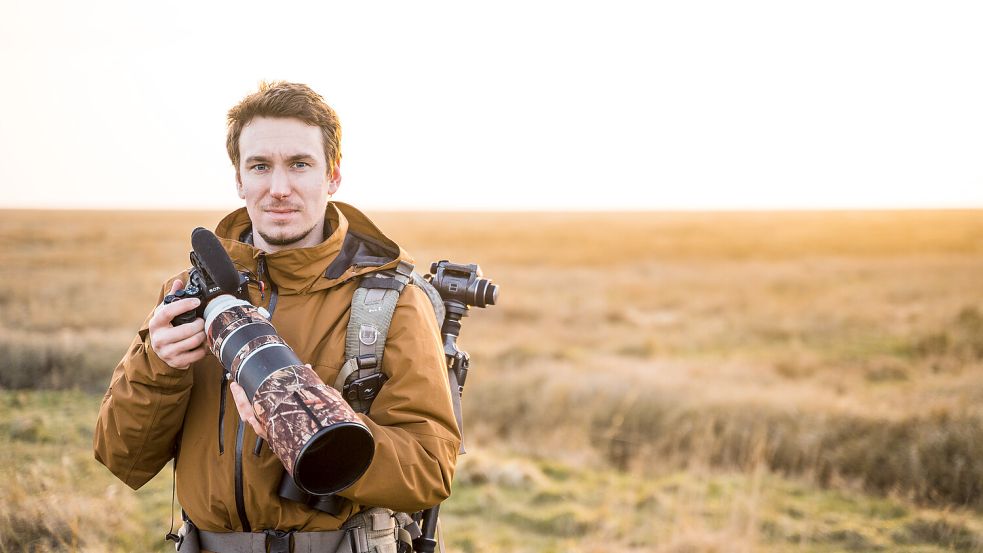 Anskar Lenzen unterwegs mit seiner Kamera. Foto: Anskar Lenzen