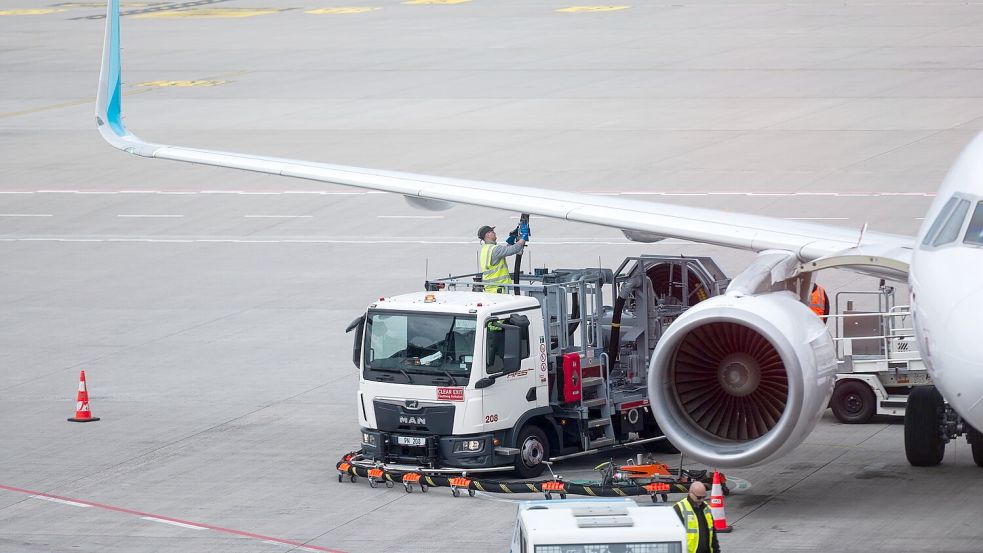 Der Flughafenverband ACI Europe warnt vor einer Kerosin-Knappheit. Foto: Christophe Gateau