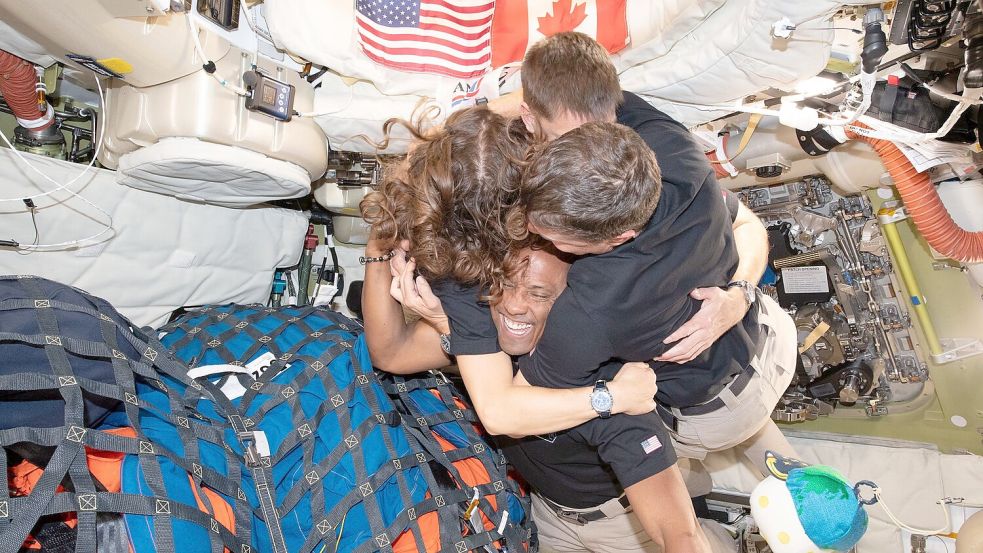 Die „Artemis 2“-Crew ist in einer Art großen Acht um den Mond herum geflogen. Foto: Uncredited