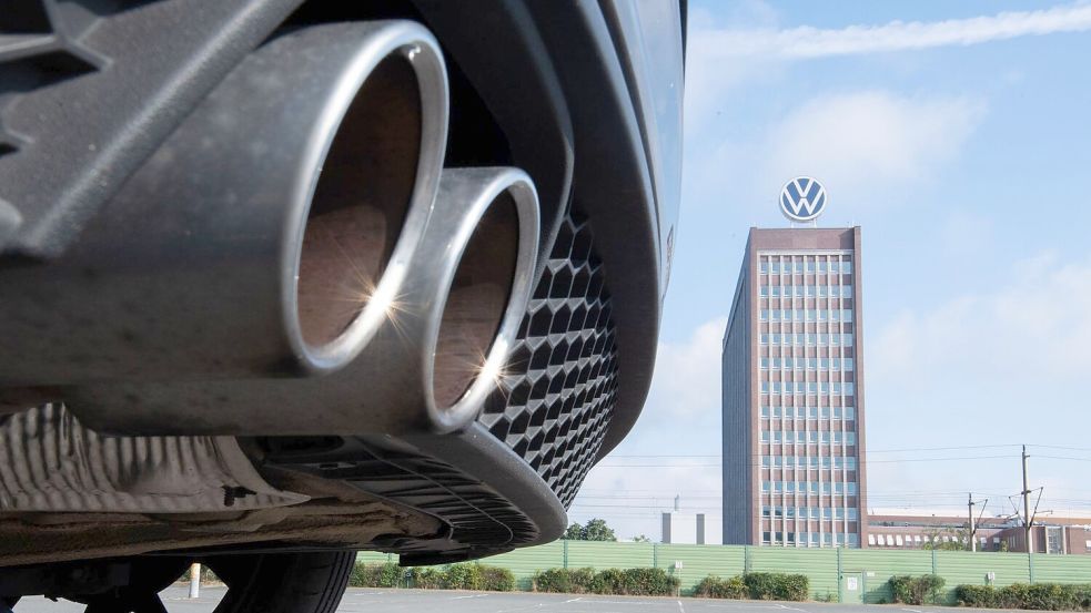 Mehr als zehn Jahre nach dem Auffliegen des Dieselskandals bei VW sind die Gerichtsverfahren längst nicht abgeschlossen. (Archivbild) Foto: Julian Stratenschulte