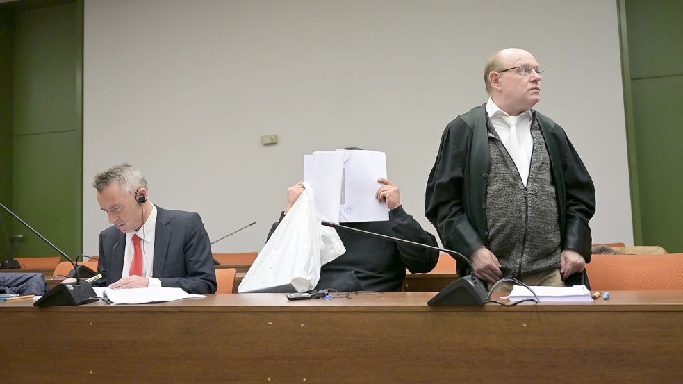 Der Mann ist wegen versuchten Mordes und Vergewaltigung angeklagt. (Archivbild) Foto: Malin Wunderlich