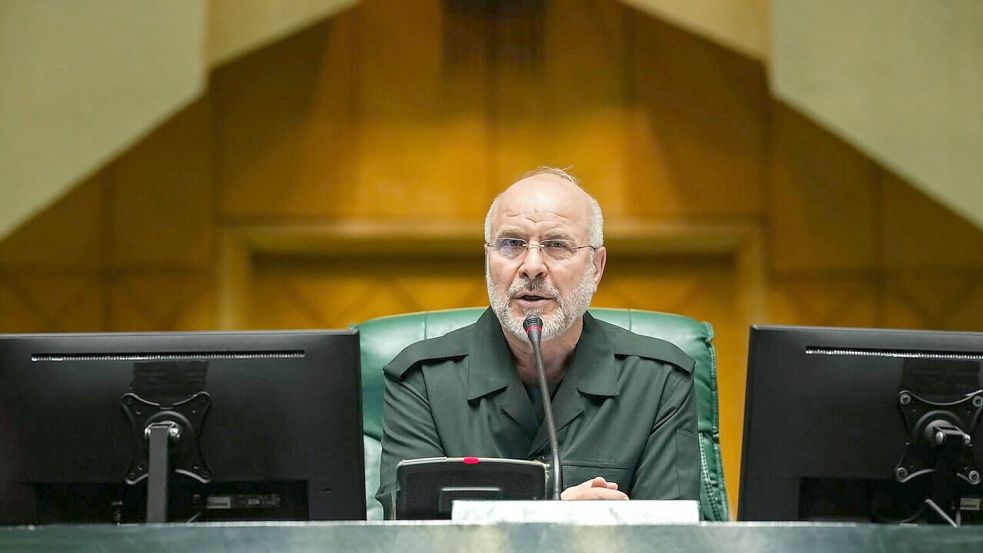 Irans Parlamentspräsident Ghalibaf droht den USA Konsequenzen an. (Archivbild) Foto: Hamed Malekpour/Khane Melat/dpa