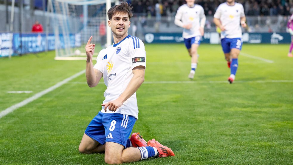 Mika Eickhoff traf am Sonntag wie schon im Hinspiel gegen den HSV II. Foto: Jens Doden, Emden