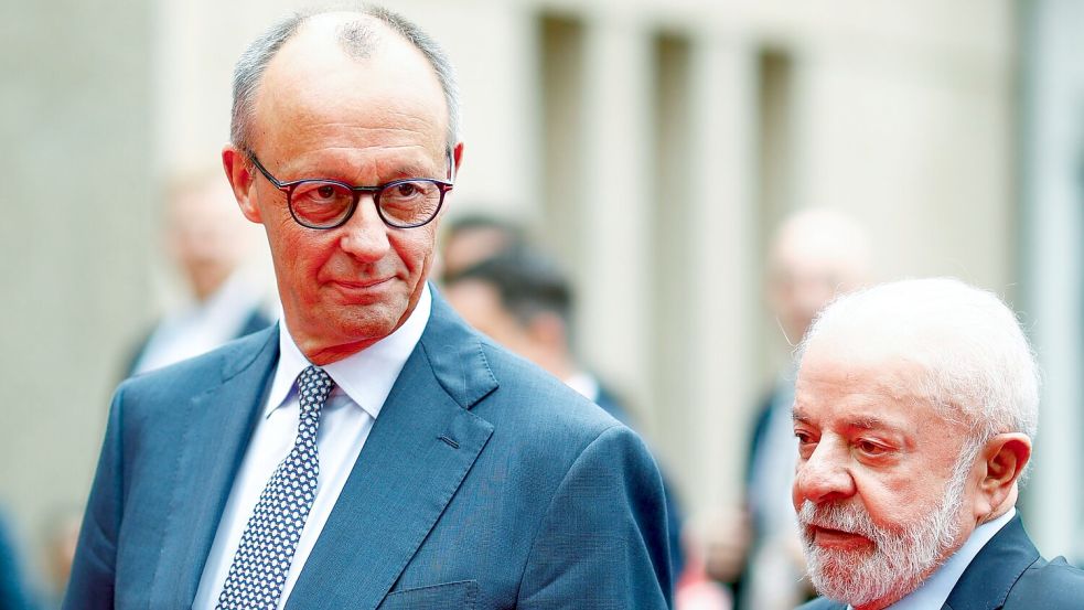 Merz und Lula trafen sich bereits Sonntagabend zu einem Gespräch unter vier Augen. Foto: Michael Matthey/dpa