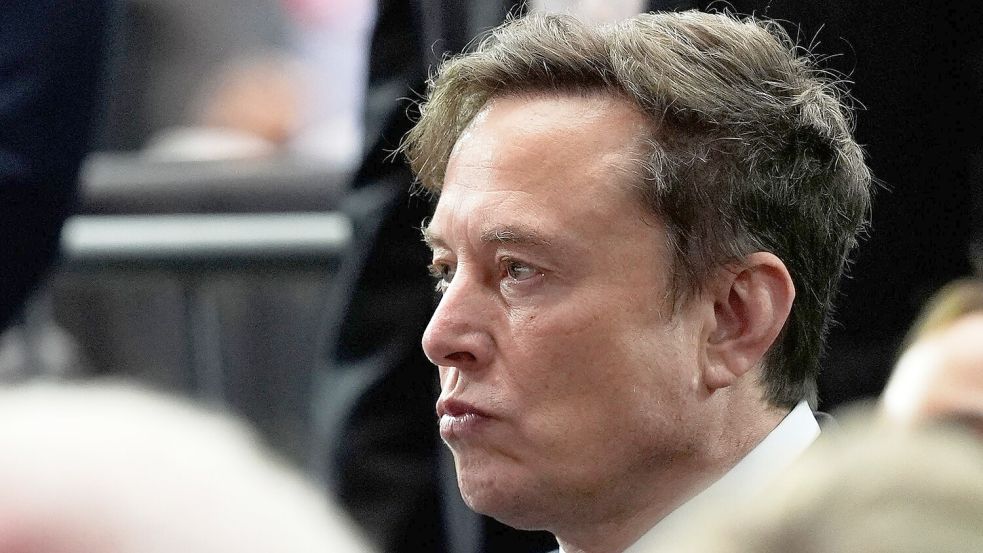 Elon Musk wehrt sich gegen französische Ermittlungen gegen seine Onlineplattform X. (Archivbild) Foto: Julia Demaree Nikhinson/AP/dpa