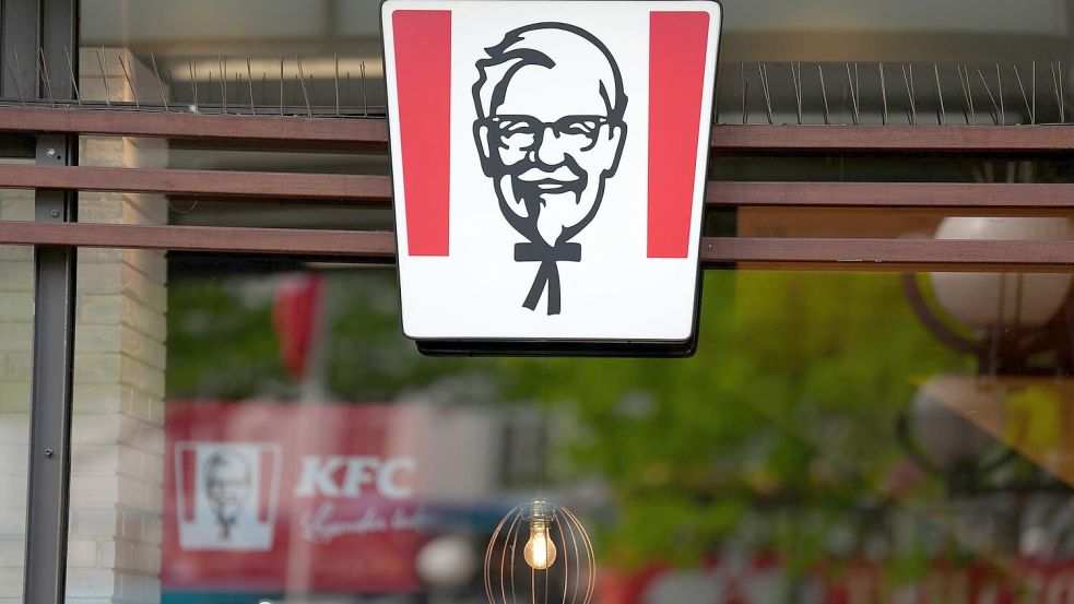 Das Logo von Kentucky Fried Chicken. Foto: Marcus Brandt