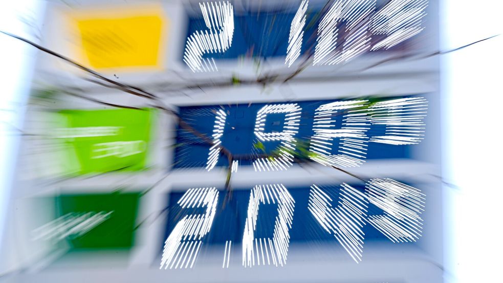 Hohe Spritpreise sorgen für Unmut. Doppelt Steuern zu zahlen, dürfte dabei nicht helfen. Foto: dpa/Bernd Weißbrod